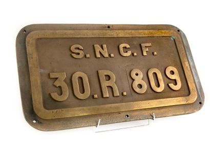 SNCF SNCF, Panneau d'immatriculation de train en métal doré 30x57cm