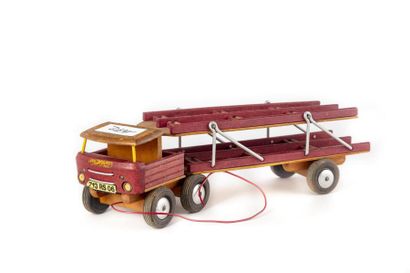 null Camion en bois porte voiture
L. : 37cm 
