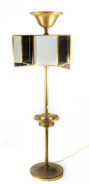 LAMPADAIRE PLAFONIER Lampadaire plafonnier en bronze doré agrémenté de 3 miroirs...