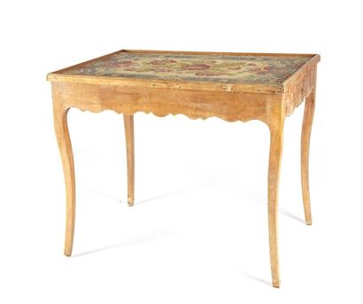 TABLE DE BUREAU DE DAME Table bureau de dame en bois naturel ouvrant à un tiroir...