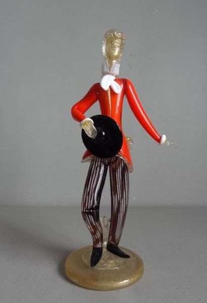 MURANO MURANO - Italie Statuette représentant un personnage masculin tenant un chapeau,...