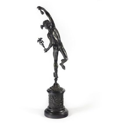 null D'après Jean de BOLOGNE
Mercure 
Sculpture en bronze patiné sur socle en marbre...
