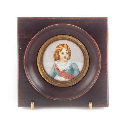 null ECOLE FRANCAISE DU XIXe siècle
Portrait de l'Aiglon enfant
Miniature