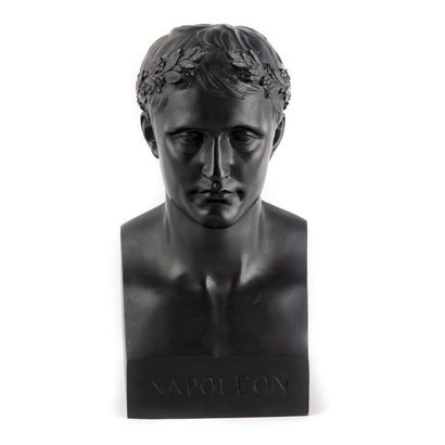 null D'après CANOVA
Buste de Napoléon en Bronze
Epoque XIXe
H. : 30 cm