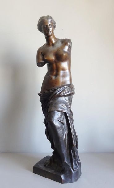 null F.A. GADAIX - Circa 1900

Vénus de Milo d'après l'ANTIQUE

Statue en bronze...