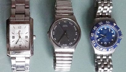 null DAVIS - SWATCH - Pierre LANIER

Trois montres à bracelet en métal

En l'état...