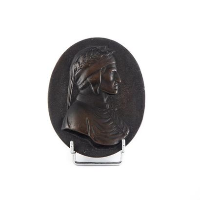 null Plaque en bronze ornée d'un portrait de Dante Alighieri de profil
Epoque XIXe...