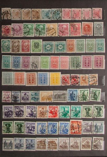 null COLLECTION MONDIALE
Collection présentée en 11 classeurs comprenant timbres...