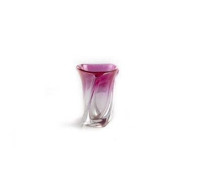 null MURANO
Vase en verre souffé rose et blanc
H.: 20 cm
