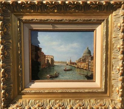 null Deux reproductions du Grand canal à Venise, dans des cadres en bois et stucs...