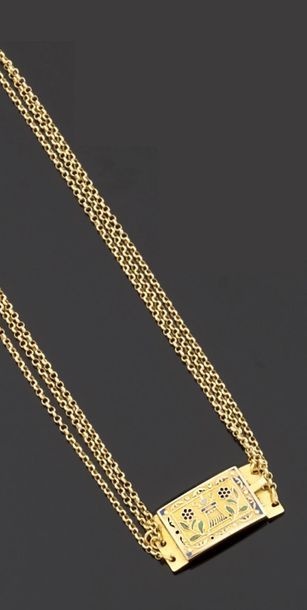 null Collier trois brins articulés en or jaune 750 millièmes, le fermoir de forme...