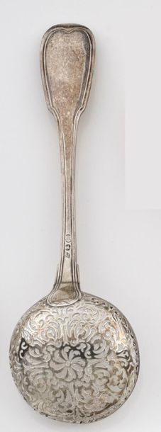 null Cuiller saupoudreuse en argent, modèle filets
PARIS 1798-1809
Orfèvre : Edme...