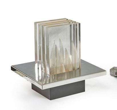 null TRAVAIL MODERNE
Lampe de table composée de quatre plaques de plexiglas rétroéclairées...