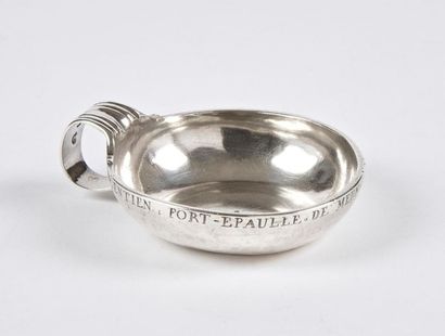 null Solid silver wine cup, the handle has a moulded ring, marked on the rim "GENTIEN...