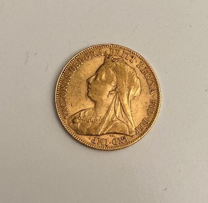 null * Pièce souverain or jaune 1900 