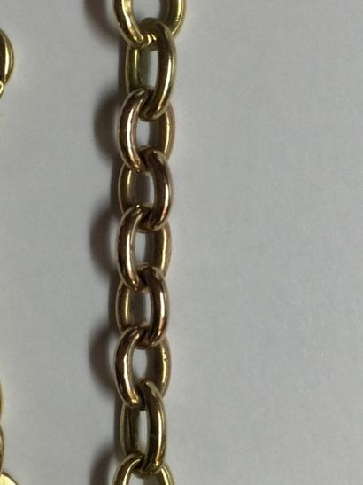 null POIRAY 
Bracelet articulé en or jaune 750 millièmes, les maillons décorés de...