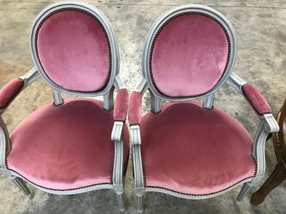 null Set comprising: 
- Pair of grey lacquered wood armchairs with medallion backrest,...