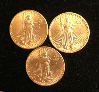 null ** Trois pièces de 20 dollars Saint-Gaudens en or jaune 1922 et 1923 
Frais...