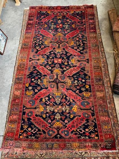 null Set of nine mechanical carpets. 
As is

Attached is a mechanical tapestry depicting...