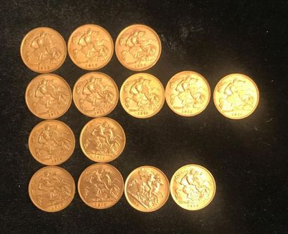null ** Treize pièces demi-souverains en or 1910 (x3), 1911 (x5), 1912 (x2) et 1913...