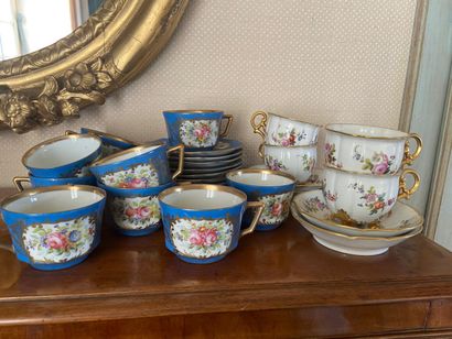 null PARIS 

Porcelain set with polychrome decoration, two different models, comprising...