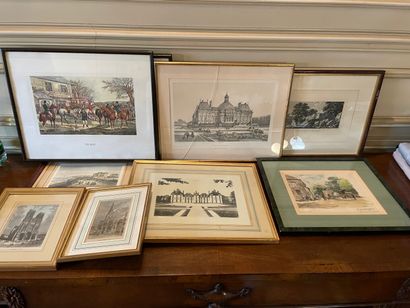 A set of framed pieces comprising : 

- Two...