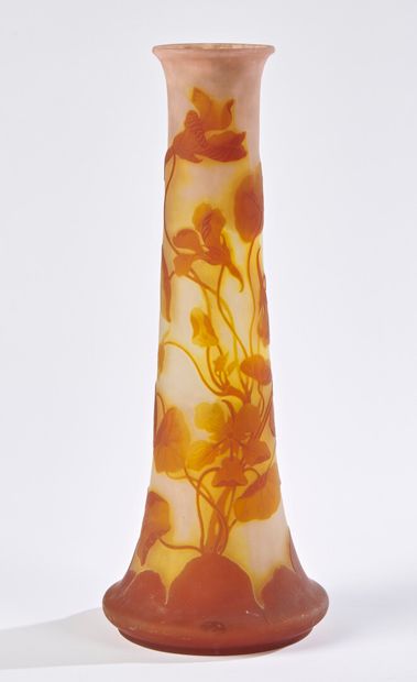 null ETABLISSEMENTS GALLE (1904-1936) 

Tubular vase with a long conical flared neck...