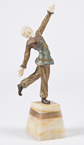 null FRENCH WORK

"Dancer with raised arms". A chryselephantine sculpture with ivory...