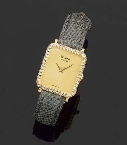 null CHOPARD

Watch bracelet of lady, the watch of rectangular shape in yellow gold...
