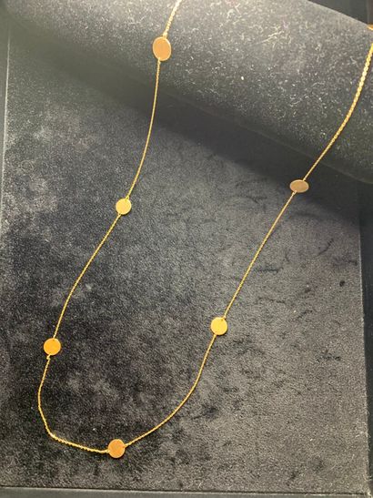 null Articulated long necklace in yellow gold 750 thousandth, the links decorated...