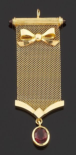 null Pendentif en or jaune 750 millièmes décoré d'un noeud et retenant en pendentif...