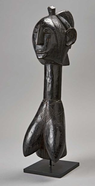 null BAGA (Guinea)

Beautiful classical female bust with a heavy scarified chest...