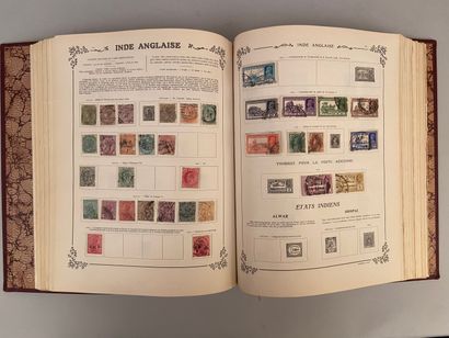 null TROIS ALBUMS de timbres dont Arthur Maury du monde entier, dont Europe et Grande...