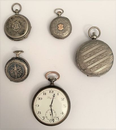 null LOT comprising 

- a silver pocket watch with guilloche and monogrammed back...