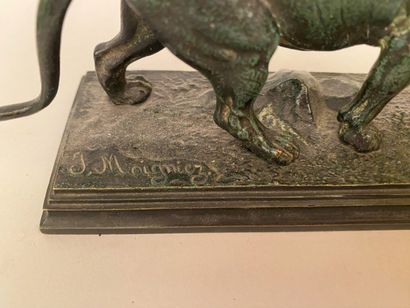 null JULES MOIGNIEZ (1835-1894), after

Tiger walking

Green patina bronze proof...