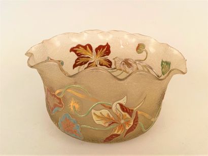 null Emile GALLE (1846 - 1904)

Oblong vase with hemmed neck in transparent frosted...