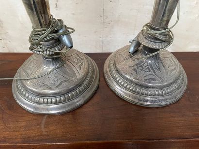 null PAIR OF FLAMPS in silver plated copper with a baluster shaft decorated with...
