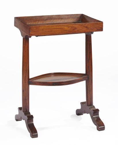 null TWO TABLES with trays in mahogany cabaret 

19th century 

Size: 68 x 50 x 32...