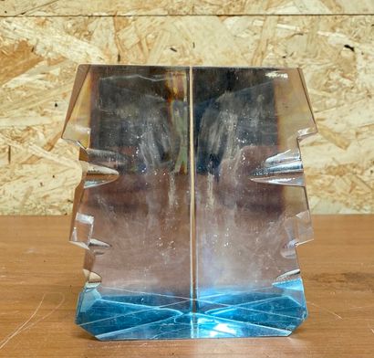 null CONTEMPORARY SCHOOL

Profiles

Proof in resin, the edges forming faces. 

Height...