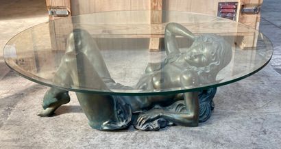 null Christian MAAS? 

LOW TABLE in bronze with green patina.

Height 38,5 cm, diam....