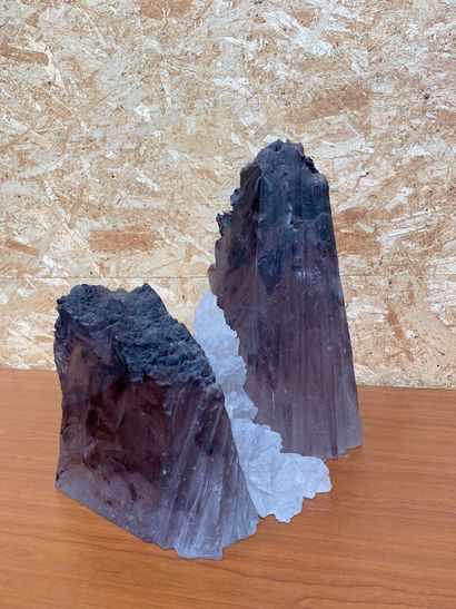 null Georges and Monique STAHL (20th)

Untitled

Proof in rock crystal 

Height 38...