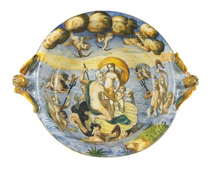 null URBINO

Large majolica basin on pedestal with polychrome decoration in full...