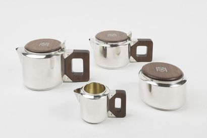 null Jean-Elisée PUIFORCAT (1897-1945) 

Service with tea-coffee out of plain silver...