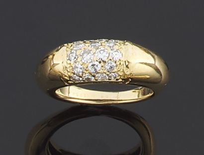null VAN CLEEF & ARPELS, model "Philippine".

Ring in yellow gold 750 thousandths,...