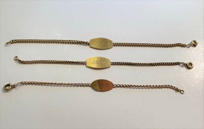 THREE BRACELETS articulated in yellow gold...