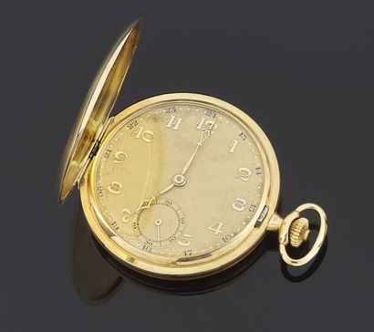 null Pocket watch of soap in plain yellow gold 750 thousandths, yellow enamelled...