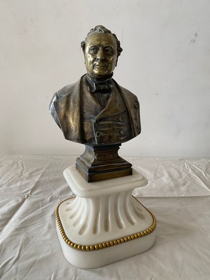null *Antony Samuel ADAM-SALOMON (1818-1881)

Buste d'Isaac PEREIRE

Epreuve en laiton...