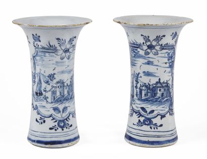 null DELFT

Pair of earthenware cone vases decorated in blue monochrome with thatched...