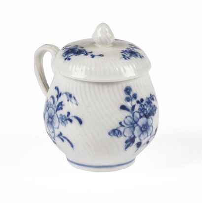 null TOURNAI

Covered juice pot in soft porcelain with decoration in relief of twisted...