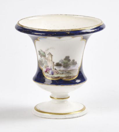 null Vincennes

Vase de forme Médicis nommé vase Parseval en porcelaine tendre à...